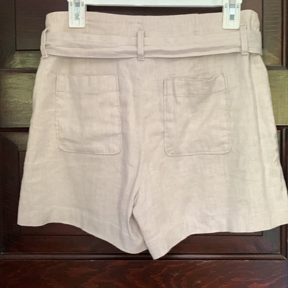 Banana Republic High waisted linen shorts - Picture 2 of 6